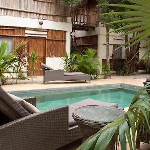 https://oten-tulum-hotel.tulum-hotels.net
